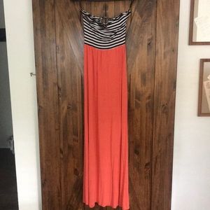 Bebe maxi dress - xs